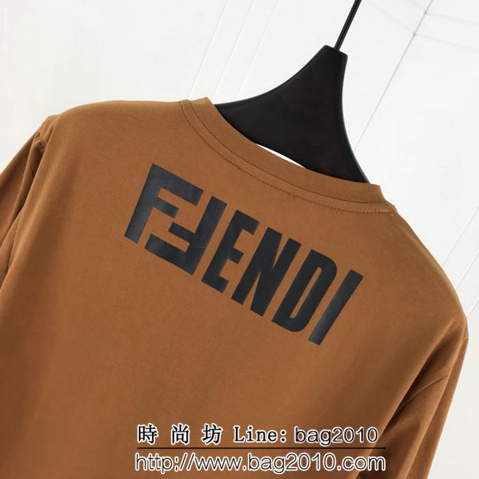 FENDI芬迪 走秀款 官網同步 19春夏FF系列 前後拼色新款短袖 男女同款 ydi1378